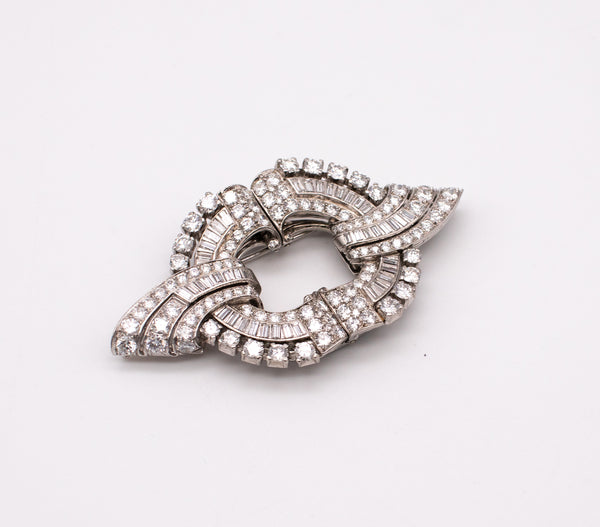 *Art-Deco 1930 Platinum convertible brooch double clips with 9.83 Ctw diamonds