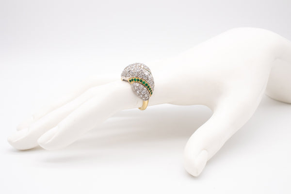 *Platinum & 18 kt Gold 1950 cocktail ring with 5.20 Cts in VS diamonds and Colombian emeralds