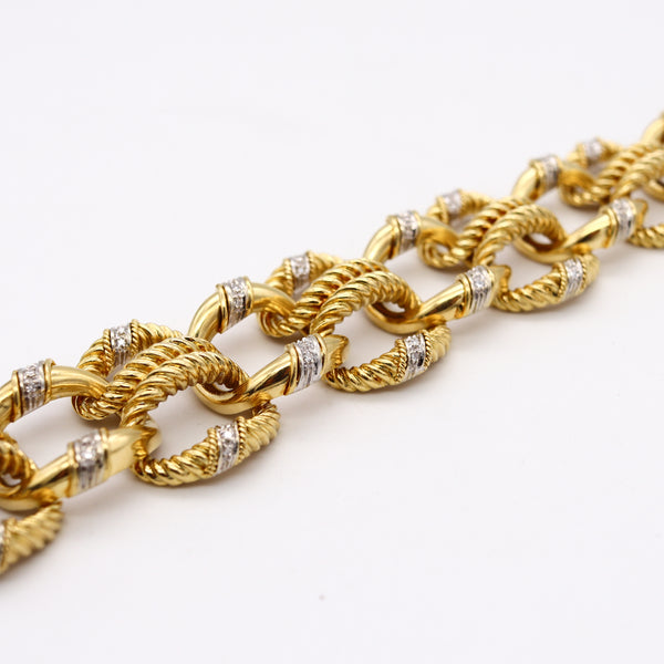 Van Cleef And Arpels 1960 NY Rope Links Bracelet In 18 Kt Gold With 1.78 Ctw Diamonds